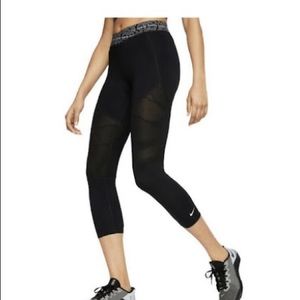 Nike pro tight fit leggings